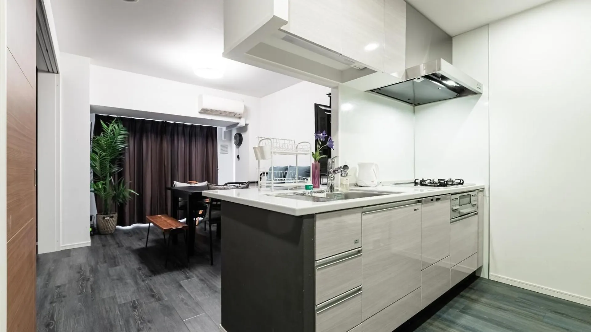 Namba 2 Bedroom Apartment, 1 Min To Nippombashi Osaka 0*,