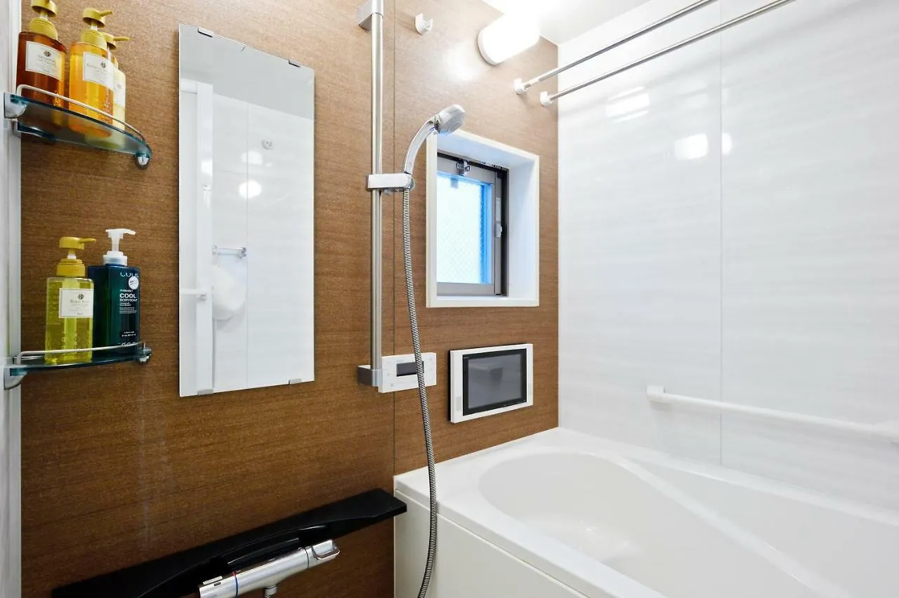 Namba 2 Bedroom Apartment, 1 Min To Nippombashi Osaka 0*,  Japan